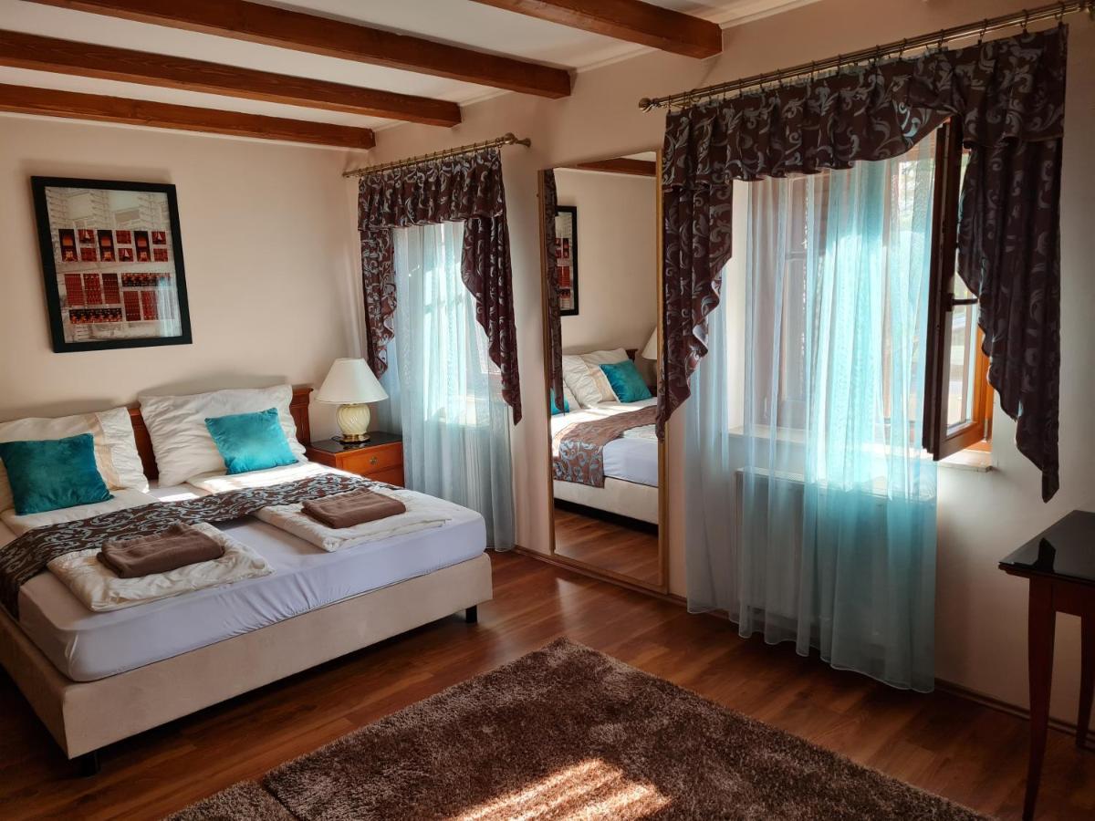 Toroes Panzio Bed & Breakfast Szabolcs Bagian luar foto