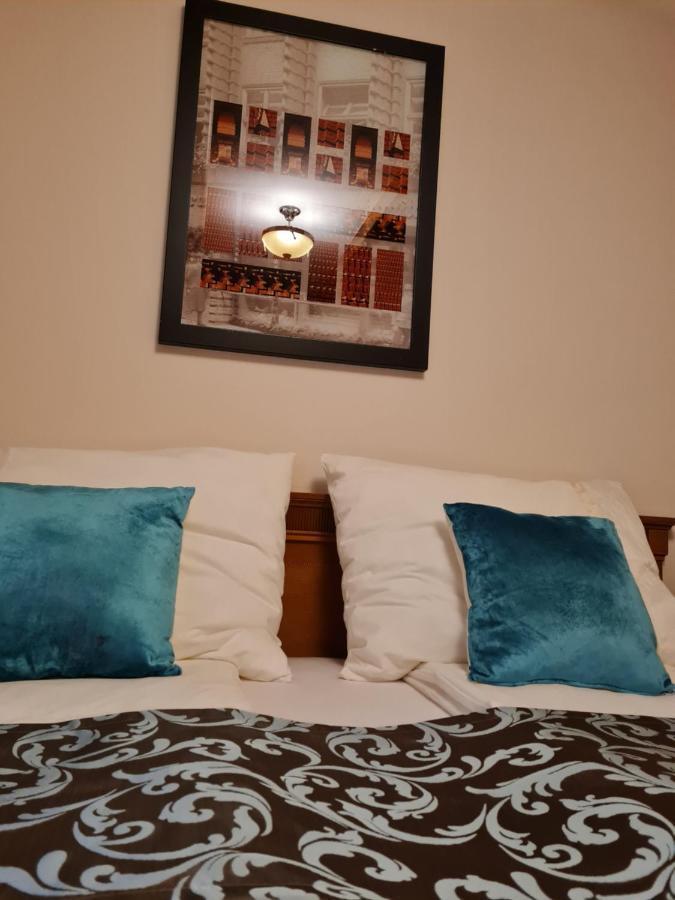 Toroes Panzio Bed & Breakfast Szabolcs Bagian luar foto
